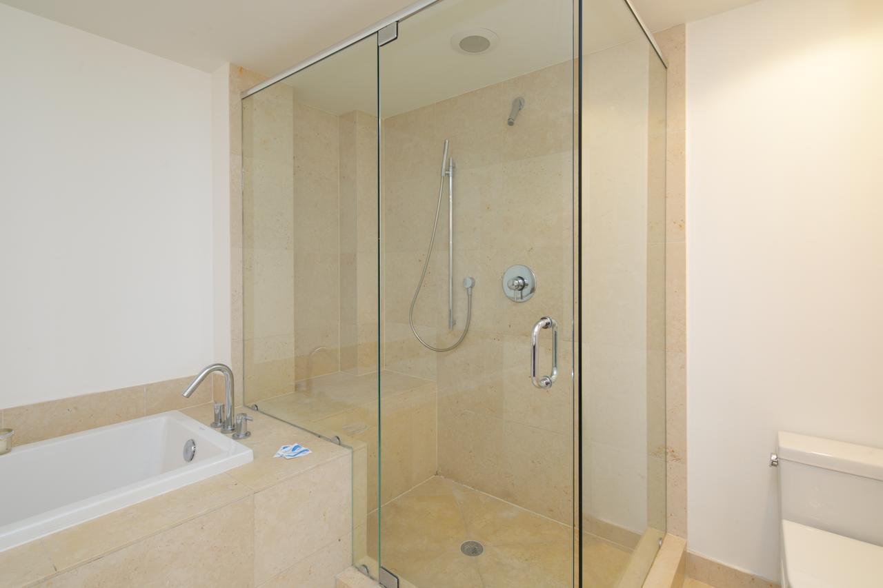 Miami Icon Brickel Luxury Condo Exterior photo